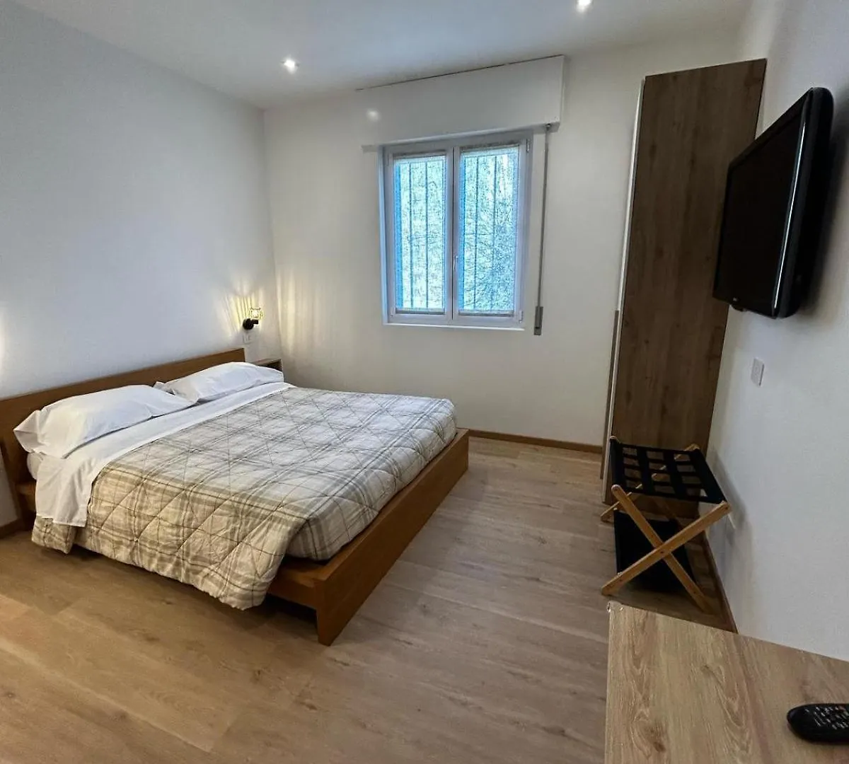 Little House Leonardo Airport Hotel Azzano San Paolo